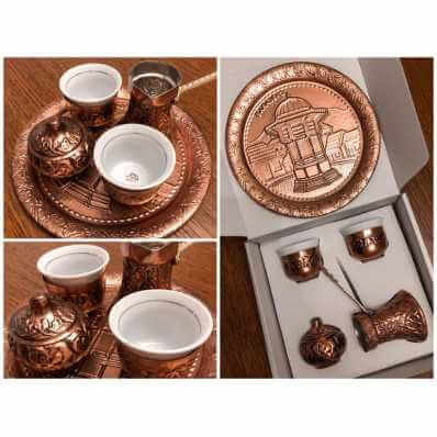  džezva za kavo – bakreni komplet z dvema fildžanoma in sladkorno posodico